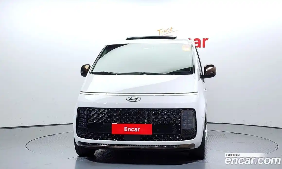 Hyundai Staria 2023 2.2 Автомат в Москве № 108027, фото 7