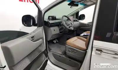 Hyundai Staria 2023 2.2 Автомат в Москве № 108027, миниатюра 9