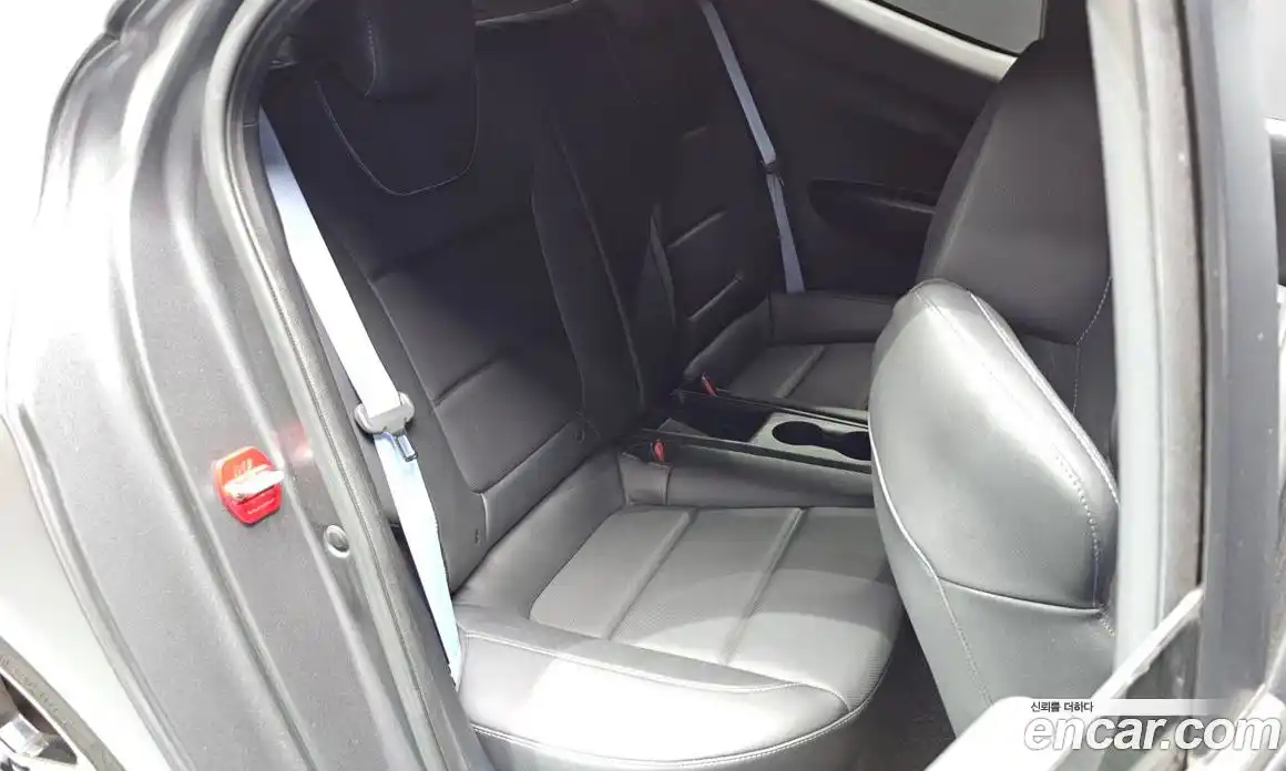 Hyundai Veloster 2020 2.0 Механическая в Москве № 108188, фото 19