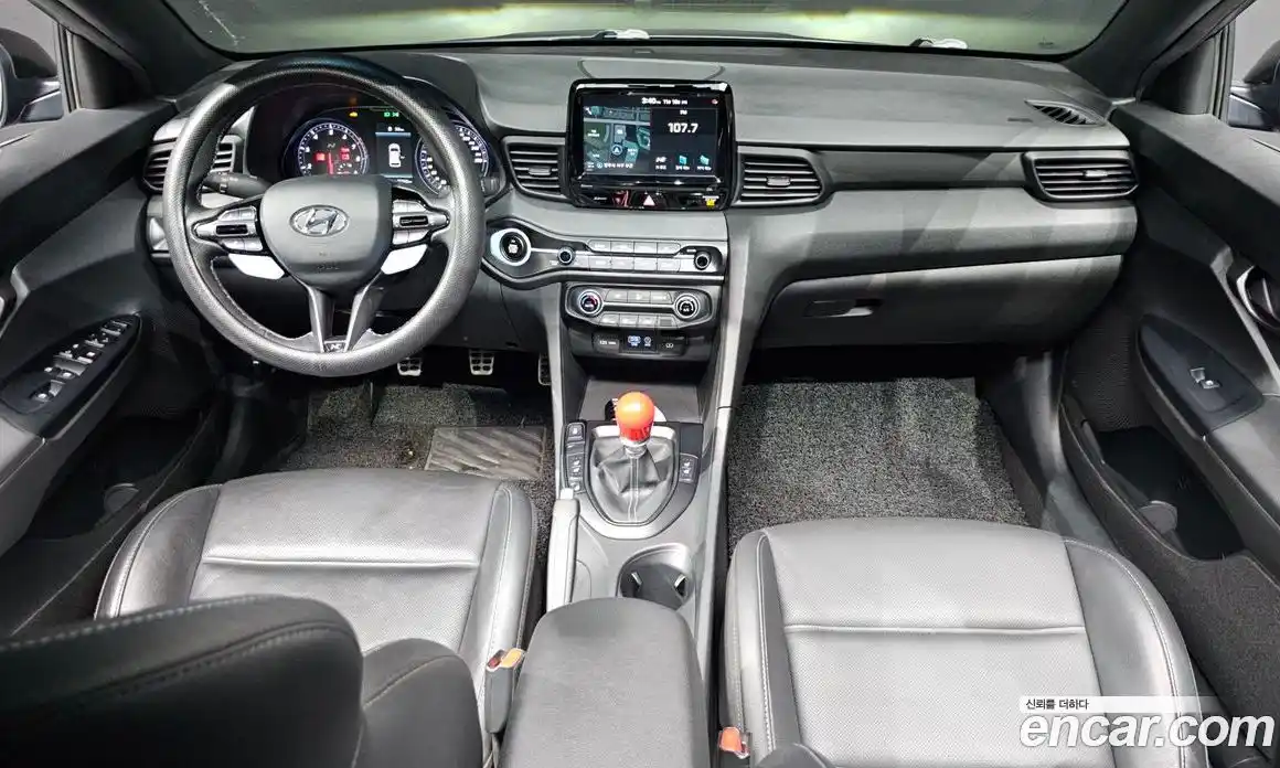 Hyundai Veloster 2020 2.0 Механическая в Москве № 108188, фото 3