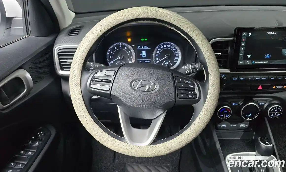 Hyundai Venue 2022 1.6 Автомат в Москве № 112049, фото 13