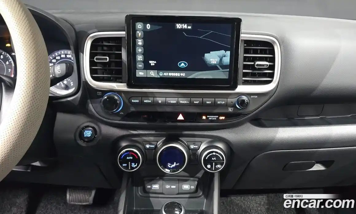 Hyundai Venue 2022 1.6 Автомат в Москве № 112049, фото 14