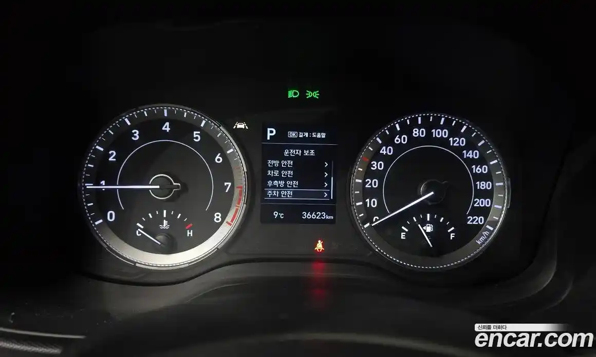 Hyundai Venue 2022 1.6 Автомат в Москве № 112049, фото 8