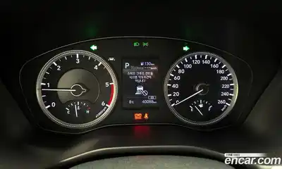 Hyundai Santa Fe 2019 2.0 Автомат в Москве № 112590, миниатюра 9