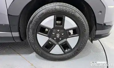 Hyundai Santa Fe 2024 1.6 Автомат в Москве № 112699, миниатюра 2