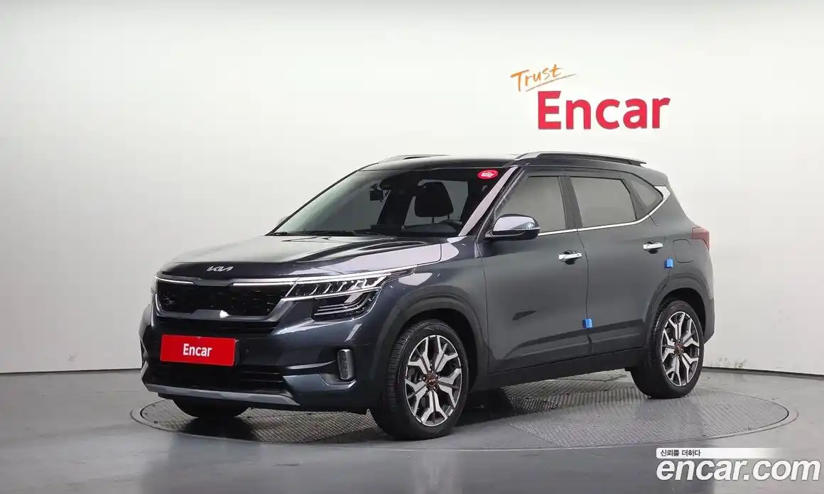 Kia Seltos 2023 1.6 Автомат в Москве № 114161, фото 1