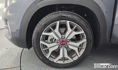 Kia Seltos 2023 1.6 Автомат в Москве № 114161, миниатюра 5