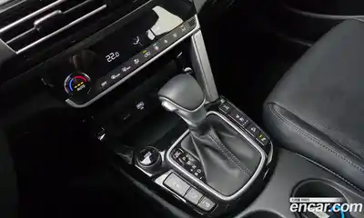 Kia Seltos 2023 1.6 Автомат в Москве № 114161, миниатюра 9