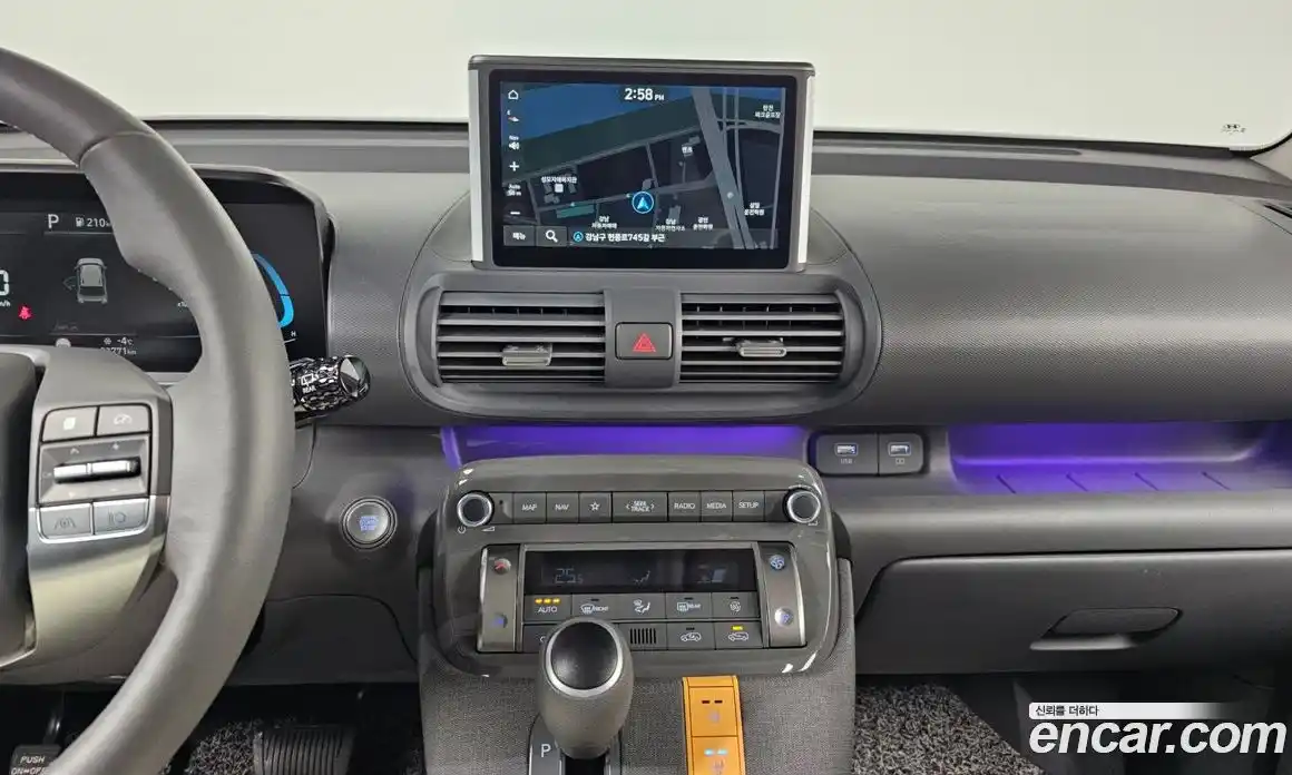 Hyundai Casper 2023 1.0 Автомат в Москве № 117272, фото 14