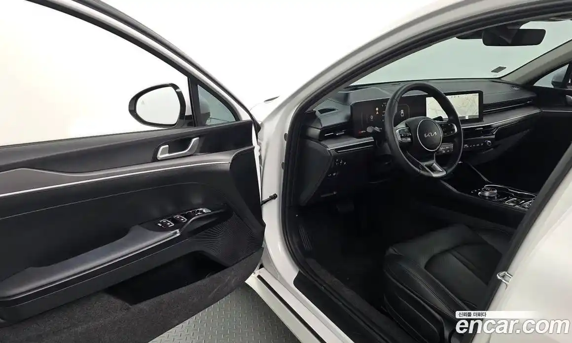 Kia K5 2025 2.0 Автомат в Москве № 119238, фото 11