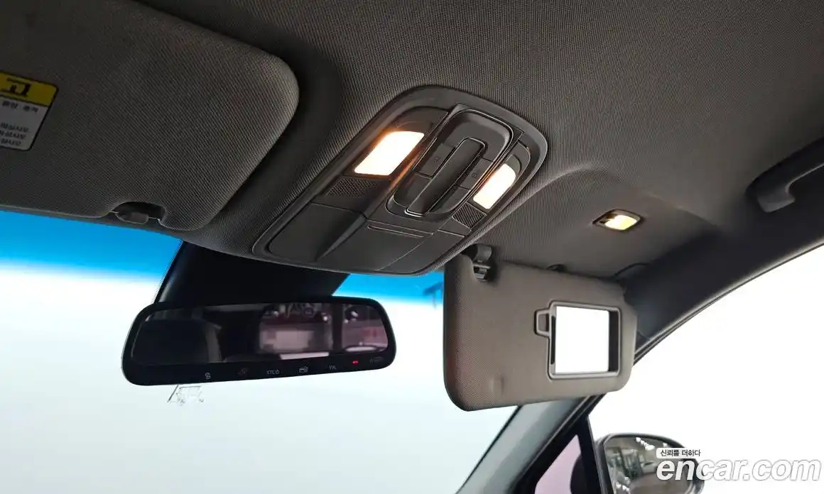 Hyundai Santa Fe 2019 2.0 Автомат в Москве № 119829, фото 16