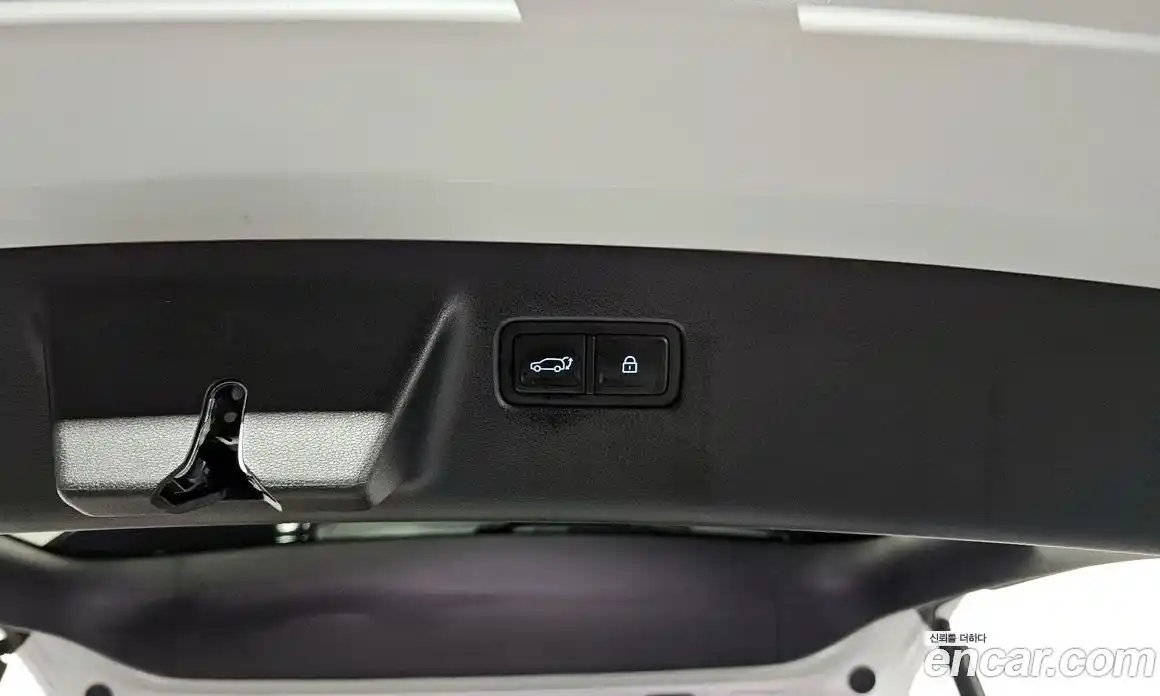 Hyundai Santa Fe 2024 1.6 Автомат в Москве № 119990, фото 9