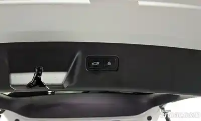 Hyundai Santa Fe 2024 1.6 Автомат в Москве № 119990, миниатюра 9