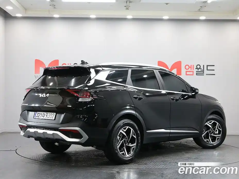 Kia Sportage 2023 2.0 Автомат в Москве № 122079, фото 3