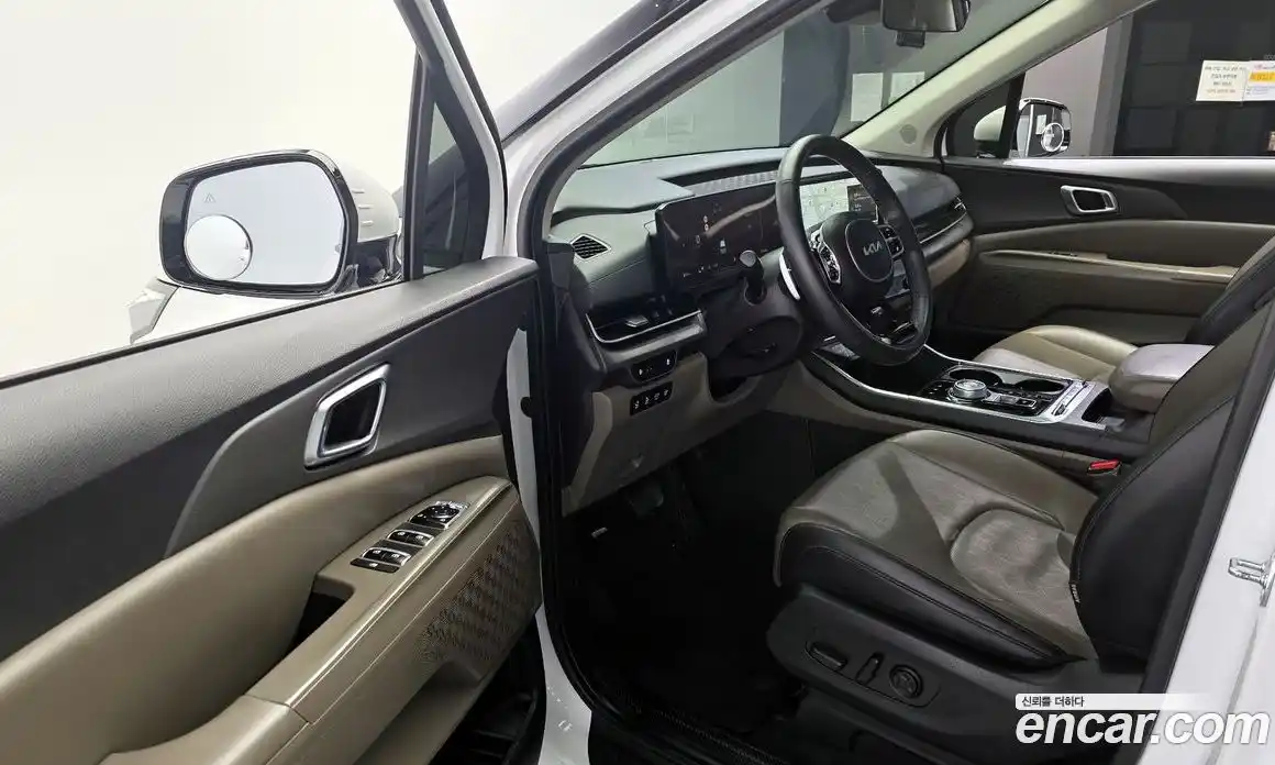 Kia Canival 2025 2.2 Автомат в Москве № 122892, фото 4