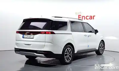 Kia Canival 2023 2.2 Автомат в Москве № 122924, миниатюра 3