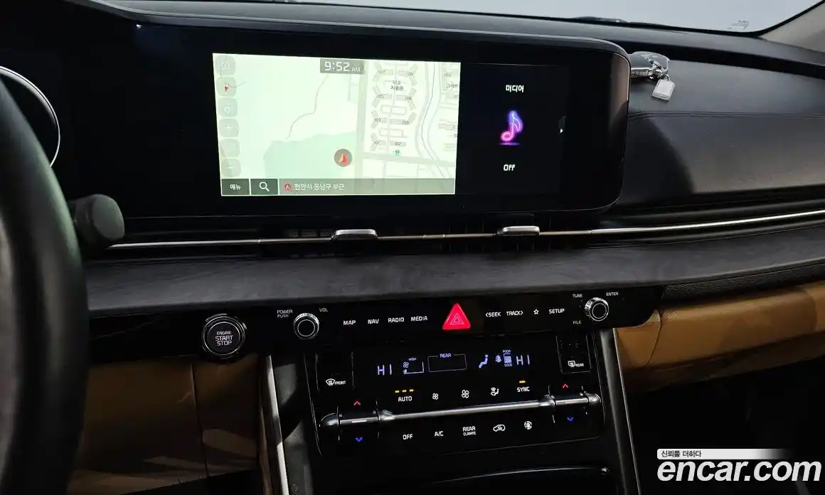 Kia Canival 2023 2.2 Автомат в Москве № 122924, фото 5