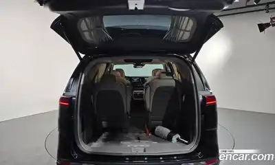 Kia Canival 2023 3.5 Автомат в Москве № 123095, миниатюра 4