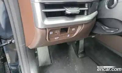 Hyundai Grandeur 2023 2.5 Автомат в Москве № 125265, миниатюра 3