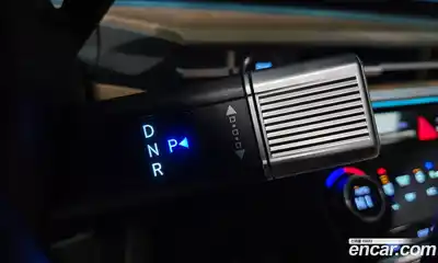 Hyundai Santa Fe 2024 1.6 Автомат в Москве № 126714, миниатюра 2