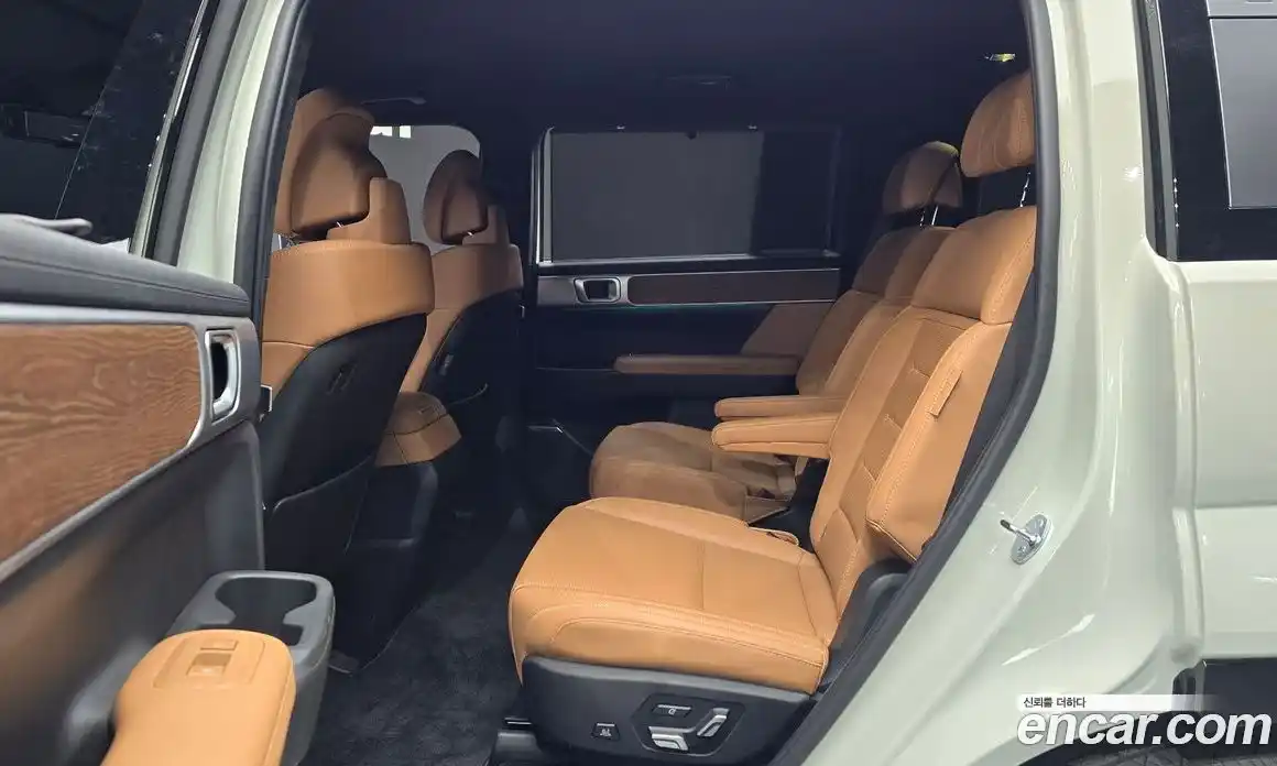 Hyundai Santa Fe 2024 1.6 Автомат в Москве № 126714, фото 10