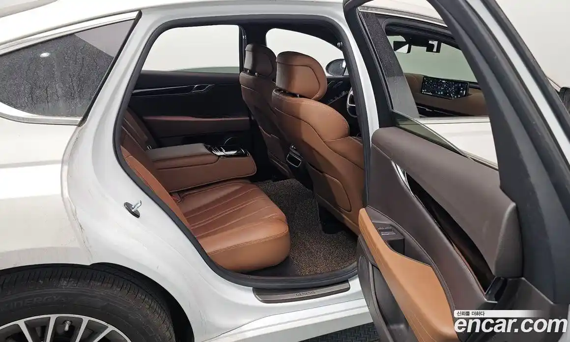 Genesis G80 2024 2.5 Автомат в Москве № 12900, фото 1