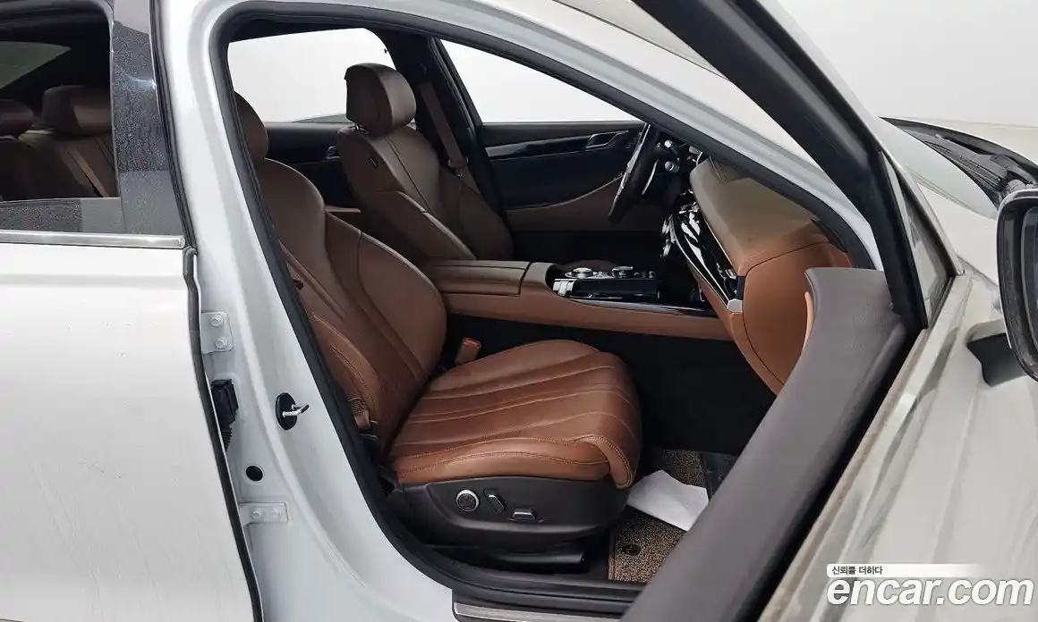 Genesis G80 2024 2.5 Автомат в Москве № 12900, фото 3