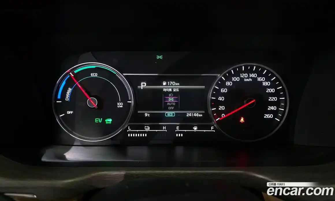 Kia Sorento 2023 1.6 Автомат в Москве № 131641, фото 5