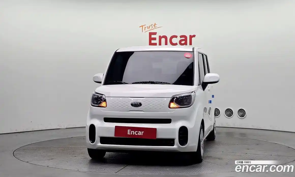 Kia Ray 2021 1.0 Автомат в Москве № 131659, фото 11