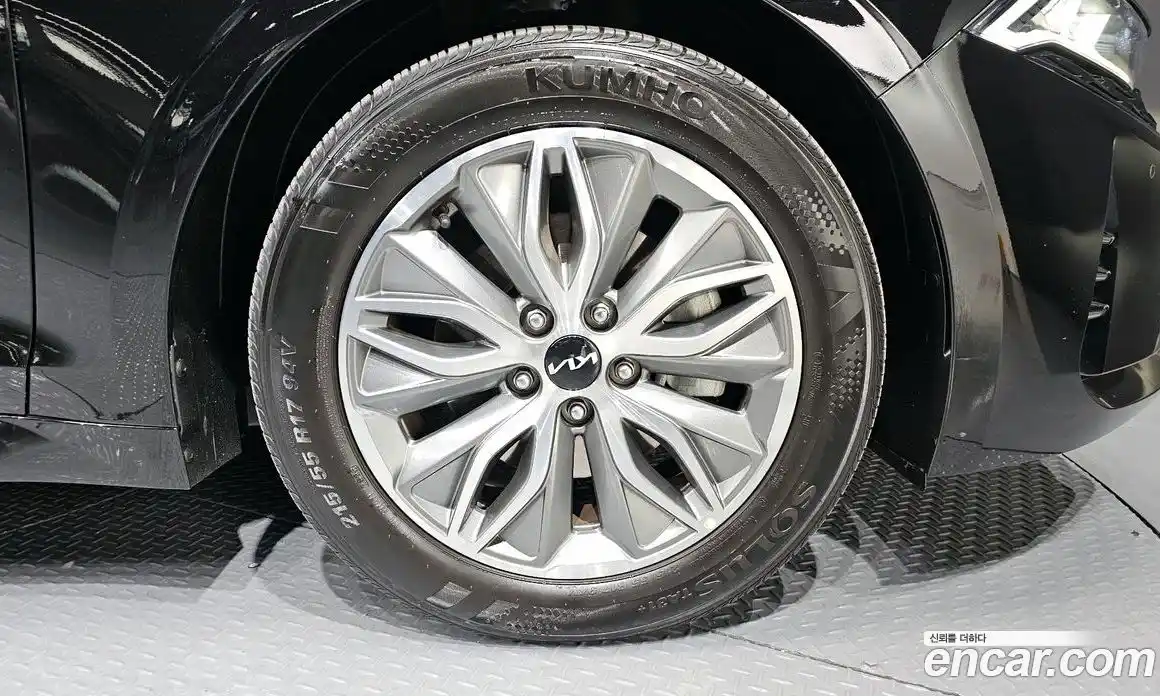 Kia K5 2023 2.0 Автомат в Москве № 132613, фото 15