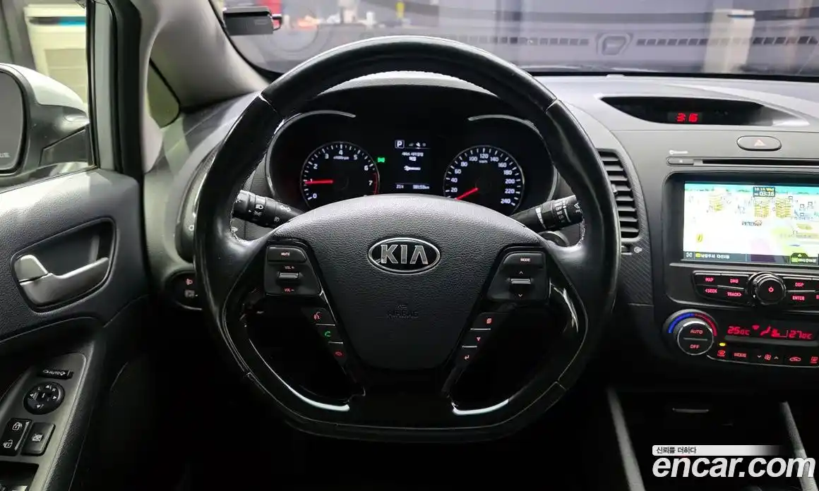 Kia K3 2017 1.6 Автомат в Москве № 133352, фото 17