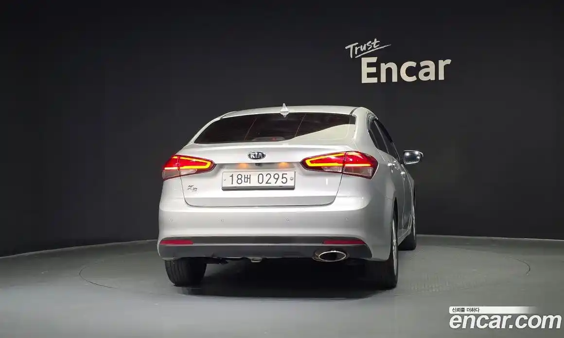 Kia K3 2017 1.6 Автомат в Москве № 133352, фото 3