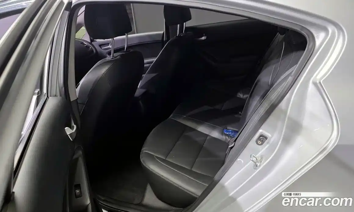 Kia K3 2017 1.6 Автомат в Москве № 133352, фото 5