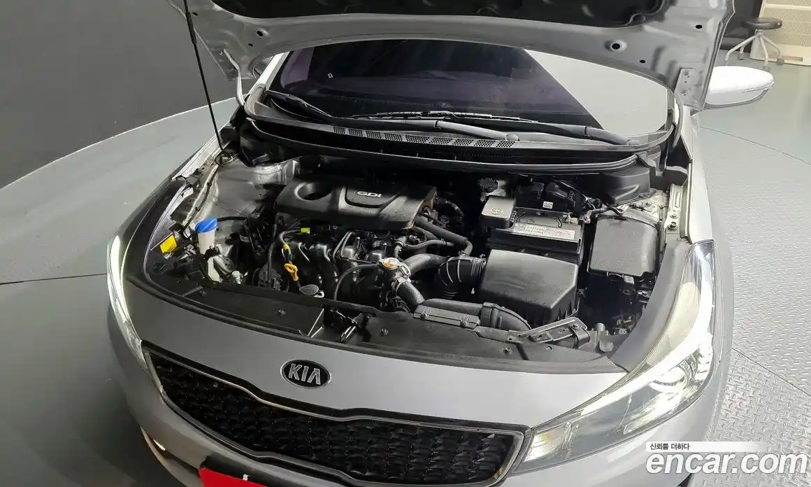 Kia K3 2017 1.6 Автомат в Москве № 133352, фото 9