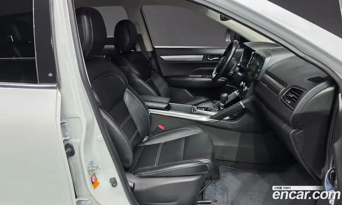 Renault QM6 2023 2.0 Автомат в Москве № 135238, фото 10