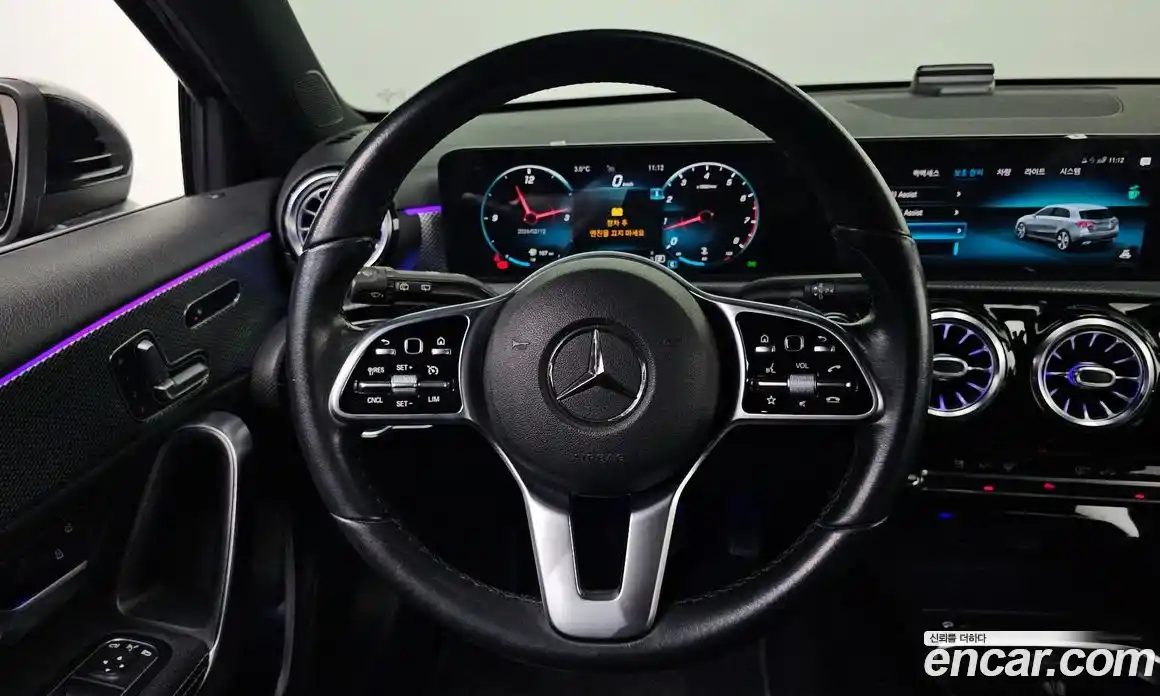 Mercedes-Benz A-Class 2021 2.0 Автомат в Москве № 140415, фото 11