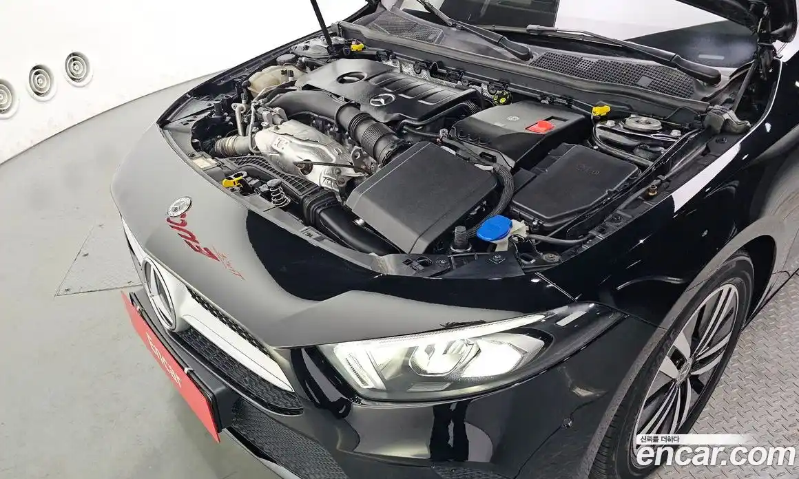 Mercedes-Benz A-Class 2021 2.0 Автомат в Москве № 140415, фото 14