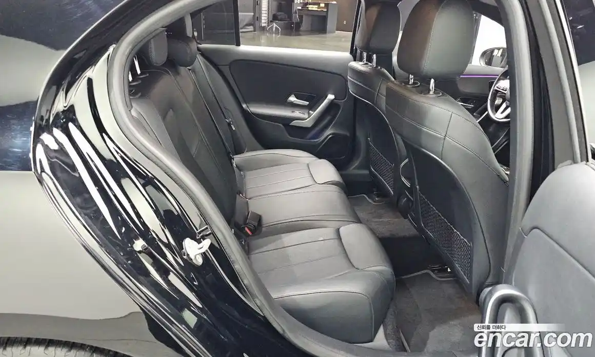 Mercedes-Benz A-Class 2021 2.0 Автомат в Москве № 140415, фото 15