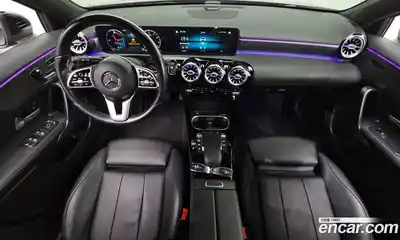 Mercedes-Benz A-Class 2021 2.0 Автомат в Москве № 140415, миниатюра 2