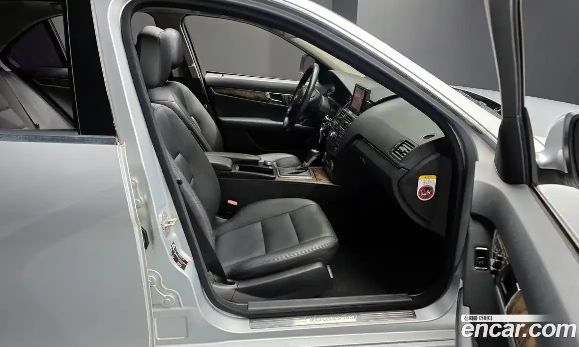 Mercedes-Benz C-Class 2009 1.8 Автомат в Москве № 140752, фото 13