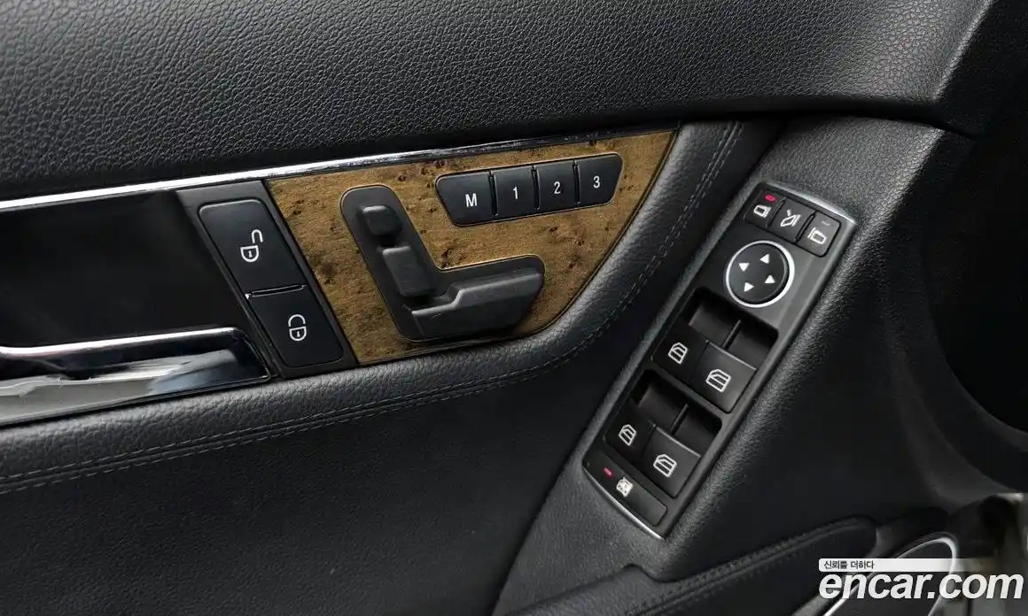 Mercedes-Benz C-Class 2009 1.8 Автомат в Москве № 140752, фото 7