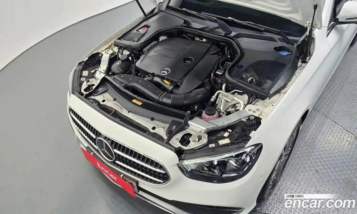 Mercedes-Benz E-Class 2022 2.0 Автомат в Москве № 143066, фото 6