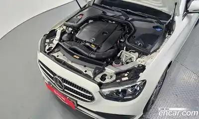 Mercedes-Benz E-Class 2022 2.0 Автомат в Москве № 143066, миниатюра 6