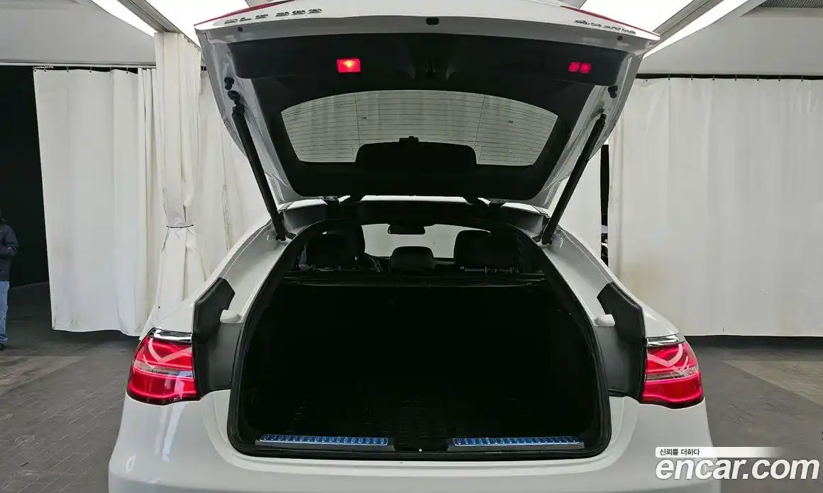 Mercedes-Benz GLC-Class 2019 2.0 Автомат в Москве № 143113, фото 12