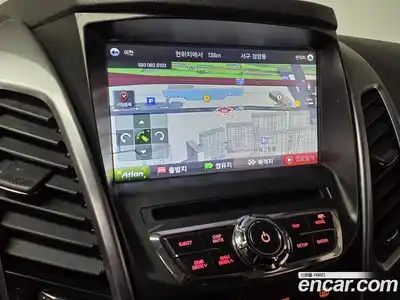 SsangYong Korando 2015 2.0 Автомат в Москве № 147381, миниатюра 12