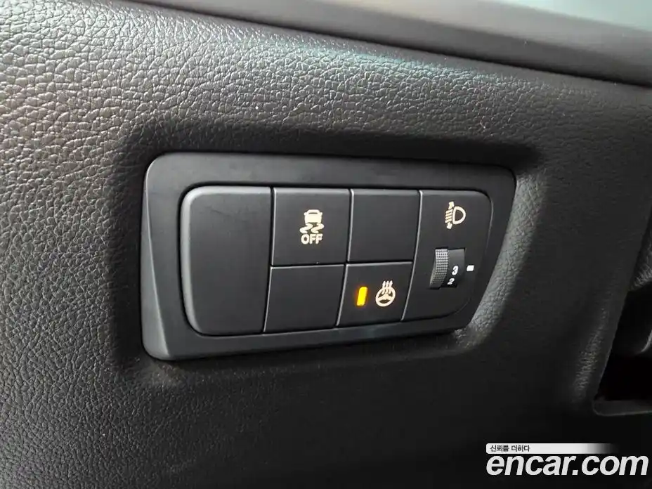 SsangYong Korando 2015 2.0 Автомат в Москве № 147381, фото 17