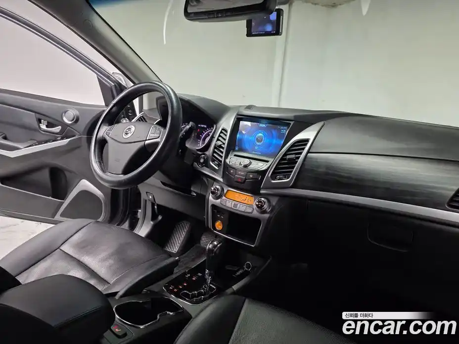 SsangYong Korando 2015 2.0 Автомат в Москве № 147381, фото 7