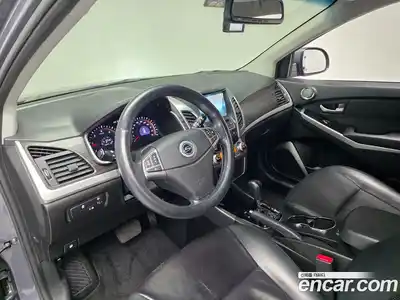 SsangYong Korando 2015 2.0 Автомат в Москве № 147381, миниатюра 9