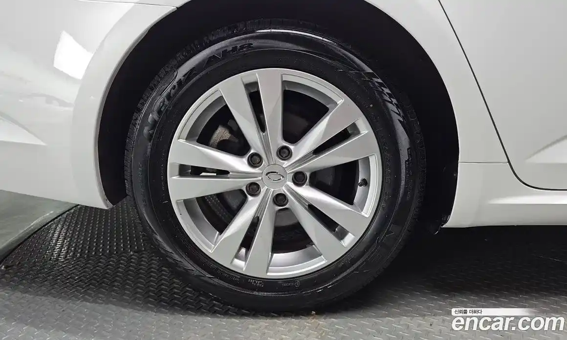 Renault SM6 2019 2.0 Автомат в Москве № 147841, фото 15