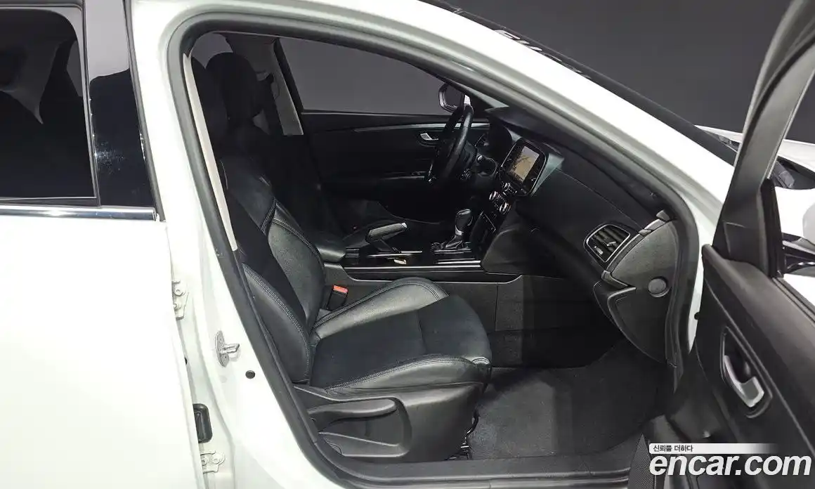 Renault SM6 2019 2.0 Автомат в Москве № 147841, фото 20